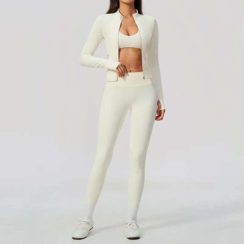 Quick Dry Women's Yoga Set 3 Piece Fitted