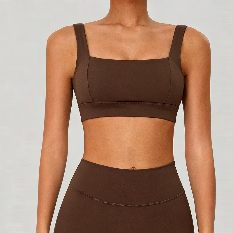 Ribbed High-Neck Sports Bra
